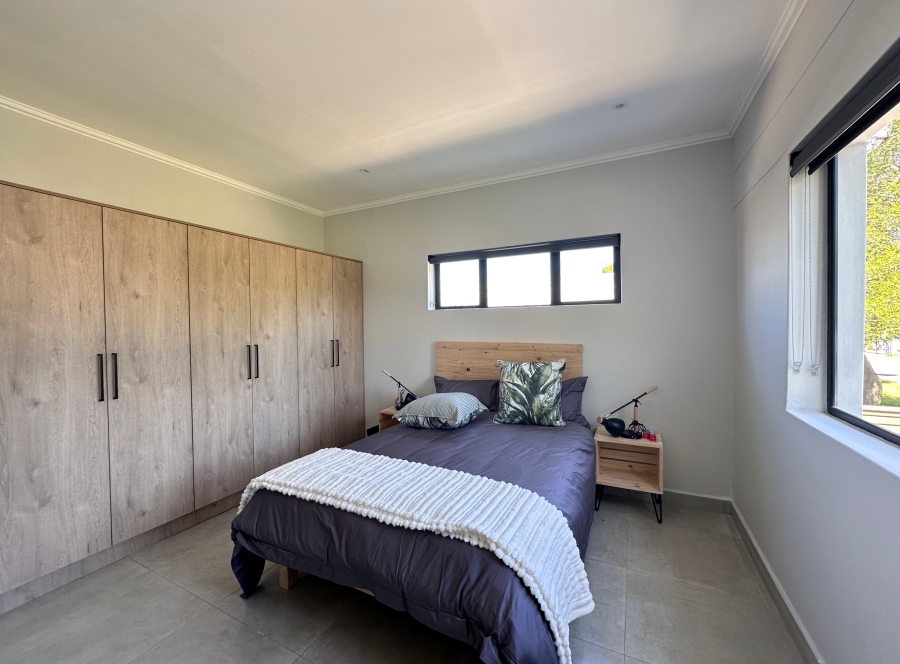 4 Bedroom Property for Sale in Stilbaai Wes Western Cape